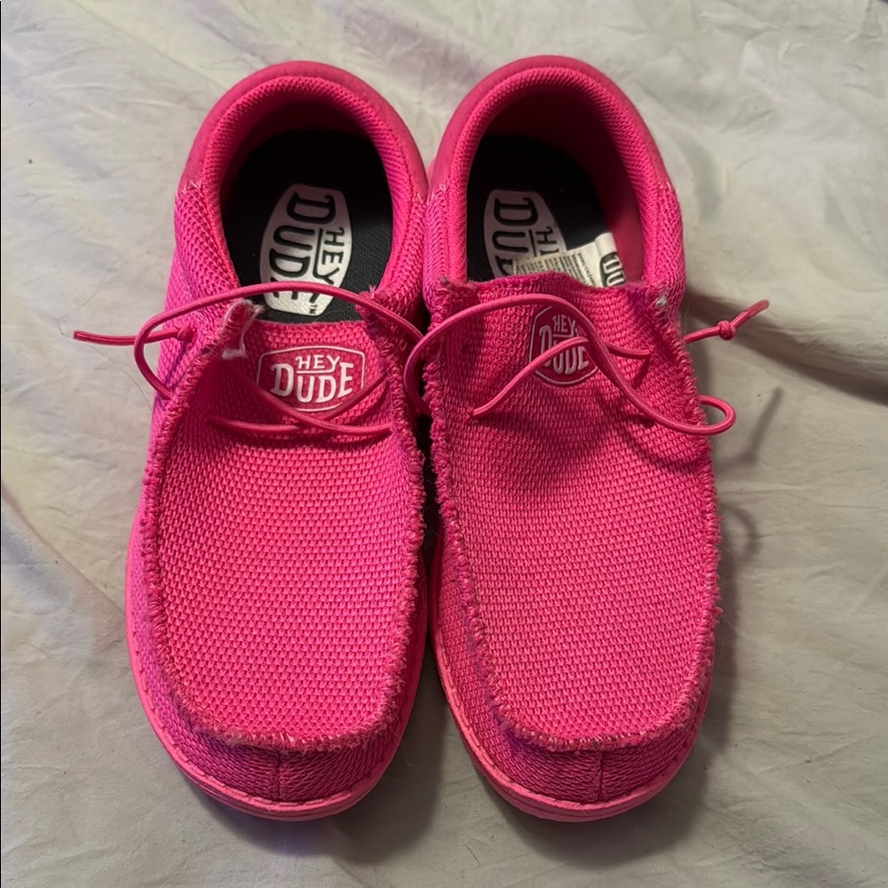 Hey Dude Fuchsia Lace-Up Shoes